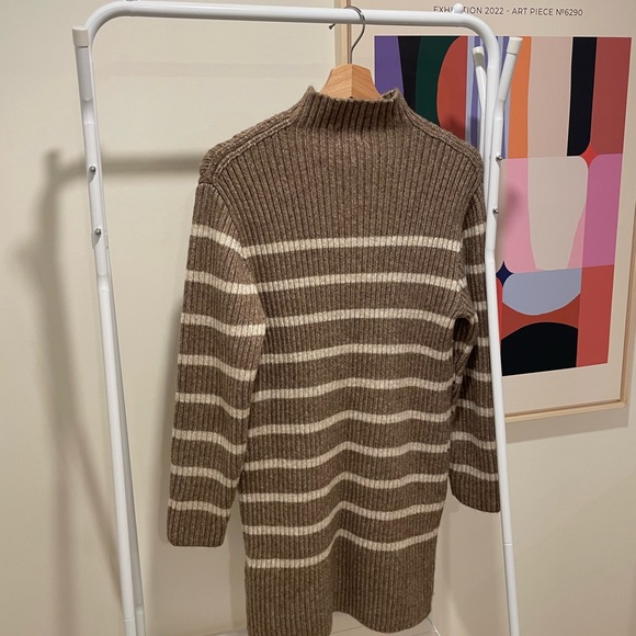 H&M striped sweater dress - Picture 3 of 4